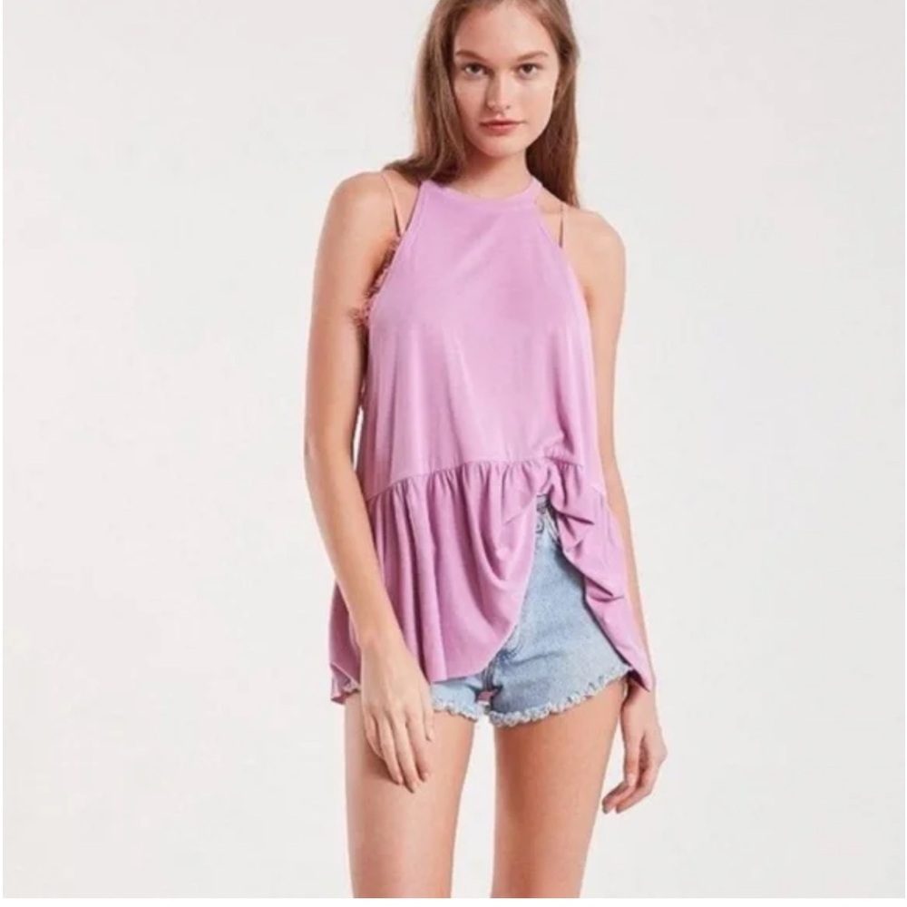 Kimchi Blue High Neck Ruffle Bottom Top. Size M (221)